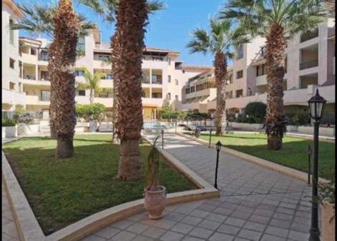 Queens Garden Walking Distance To The Beach Paphos Extérieur photo