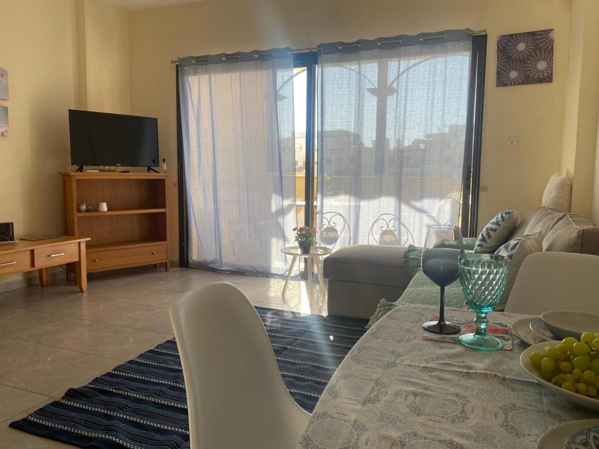 Queens Garden Walking Distance To The Beach Paphos Extérieur photo